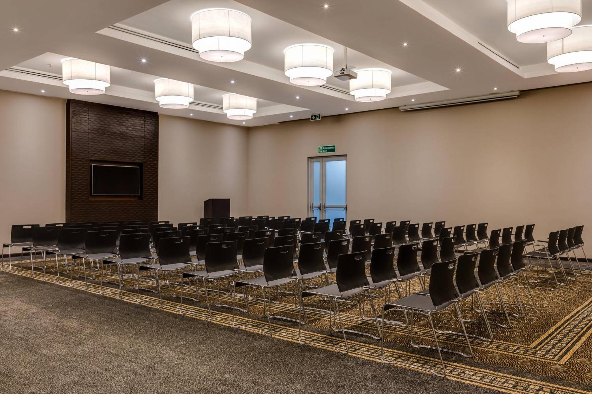 Protea Hotel By Marriott Owerri Select Esterno foto