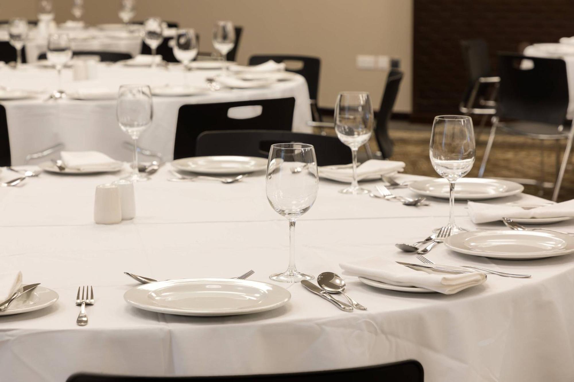 Protea Hotel By Marriott Owerri Select Esterno foto