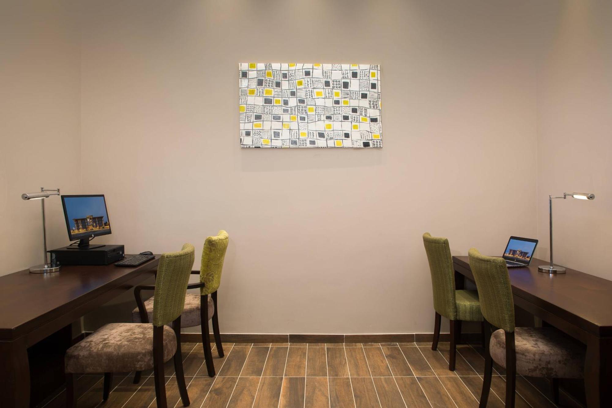 Protea Hotel By Marriott Owerri Select Esterno foto