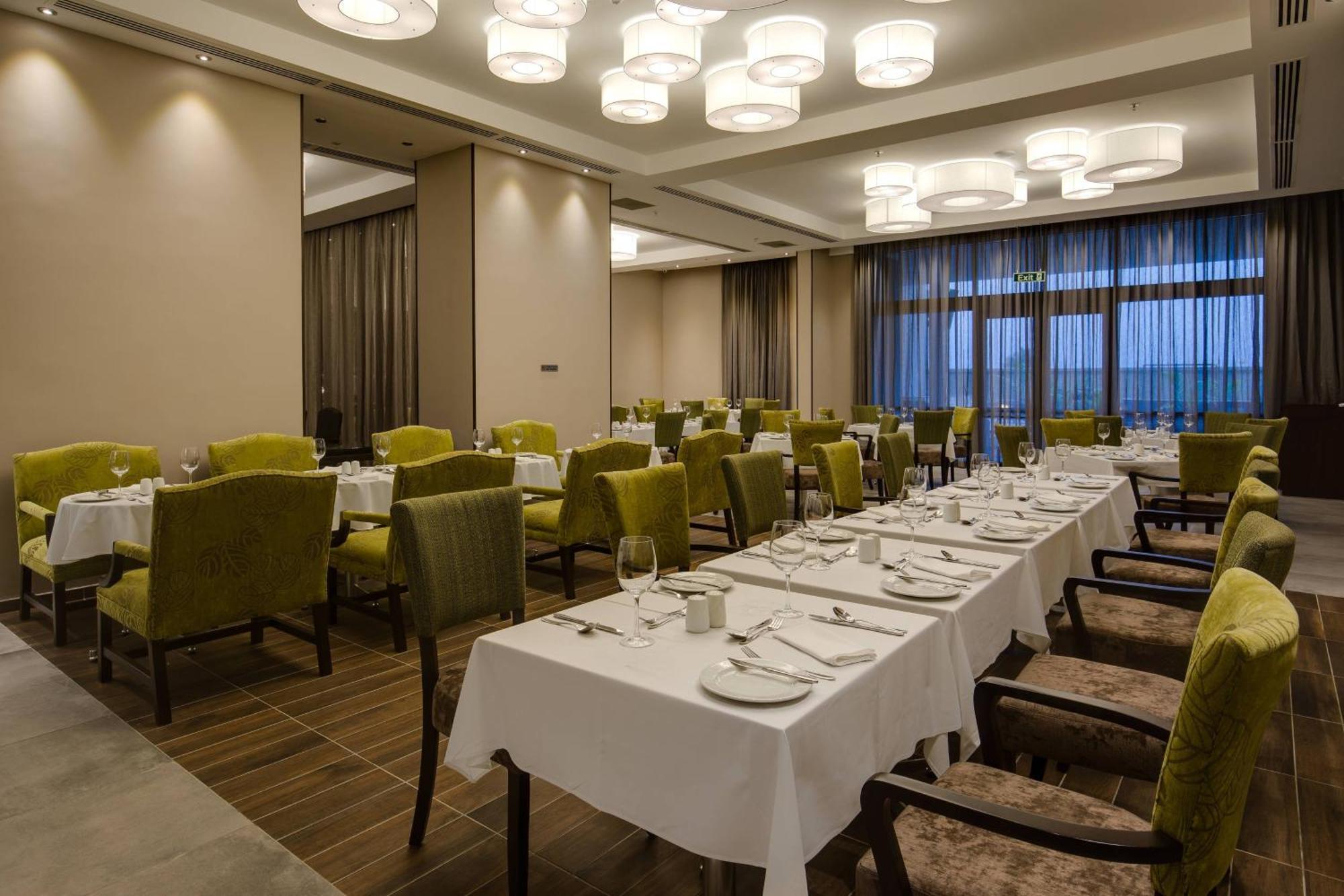 Protea Hotel By Marriott Owerri Select Esterno foto