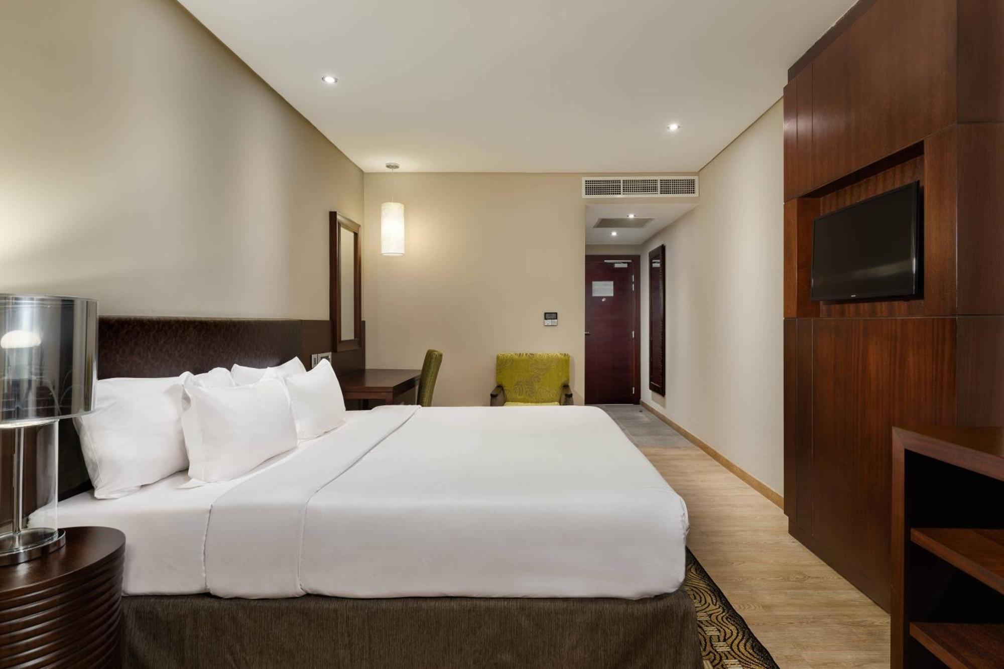 Protea Hotel By Marriott Owerri Select Esterno foto