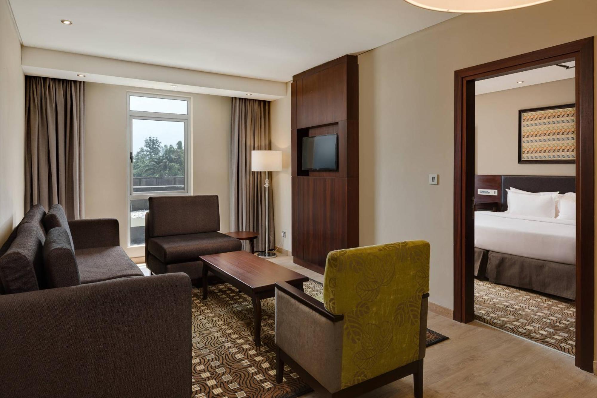 Protea Hotel By Marriott Owerri Select Esterno foto