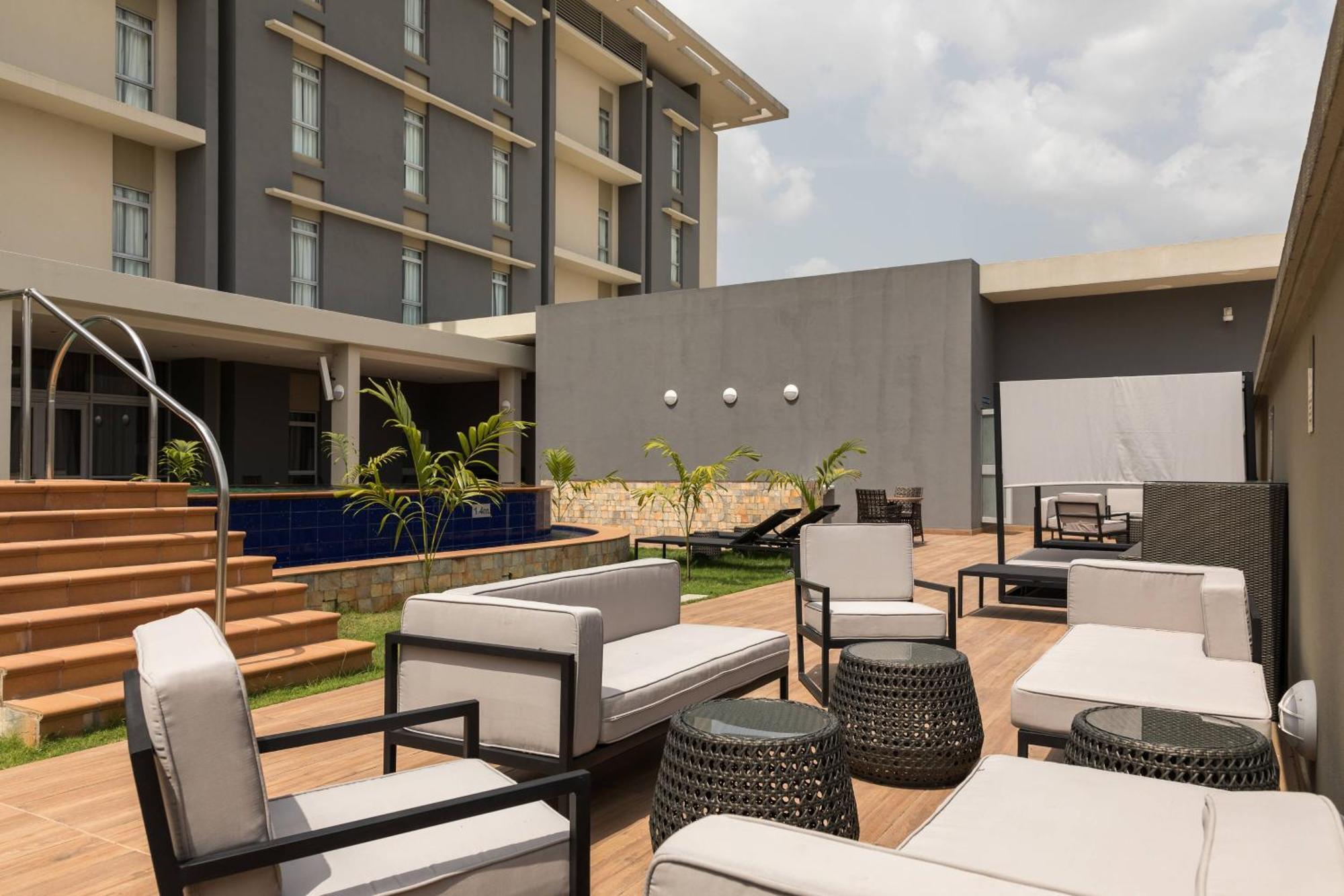 Protea Hotel By Marriott Owerri Select Esterno foto