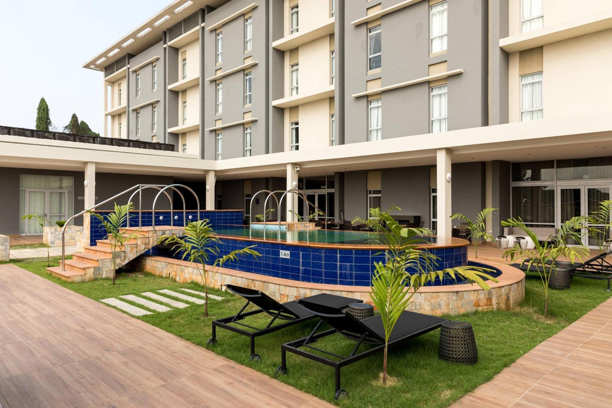 Protea Hotel By Marriott Owerri Select Esterno foto